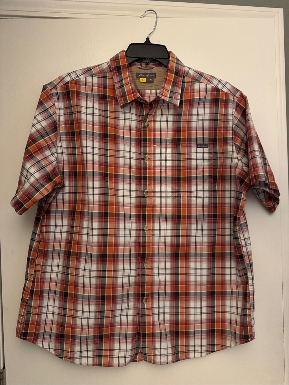 Eddie Bauer Men’s Plaid Button Up